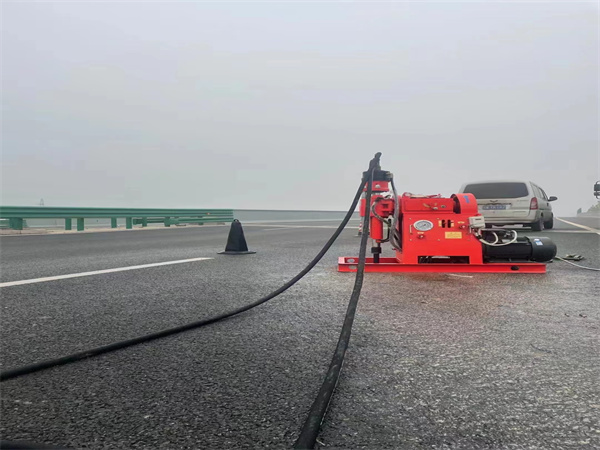 栾川马路路基路面开裂下沉注浆加固灌浆