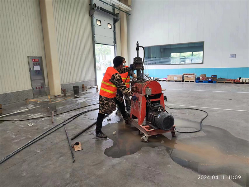 栾川厂房地面下沉塌陷注浆加固施工